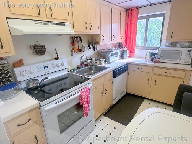 property at 990 Massachusetts Ave