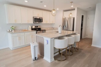 45 Flagler Dr in Savannah, GA - Building Photo - Building Photo