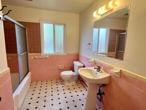 257 Harrison Ave in Redwood City, CA - Building Photo - Building Photo