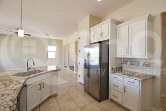 17824 W Cedarwood Ln in Goodyear, AZ - Building Photo - Building Photo