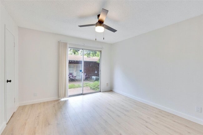 2314 Greenfield Pkwy, Unit 108 in Austin, TX - Building Photo - Building Photo