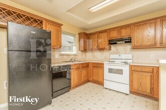 137 Sequoia Rd in Rockwall, TX - Foto de edificio - Building Photo