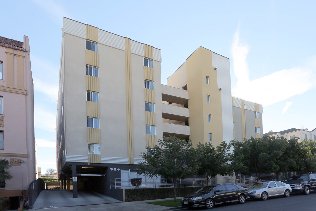 Hobart Heights in Los Angeles, CA - Foto de edificio