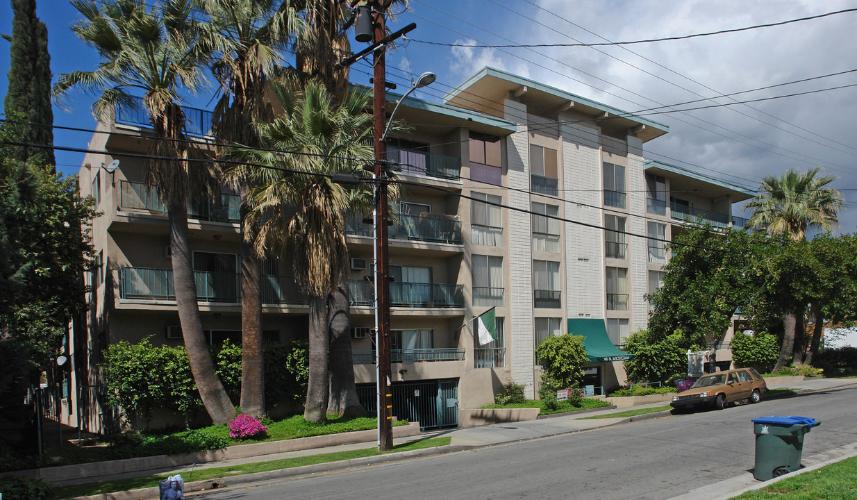 Michigan Apartments in Pasadena, CA - Building Photo