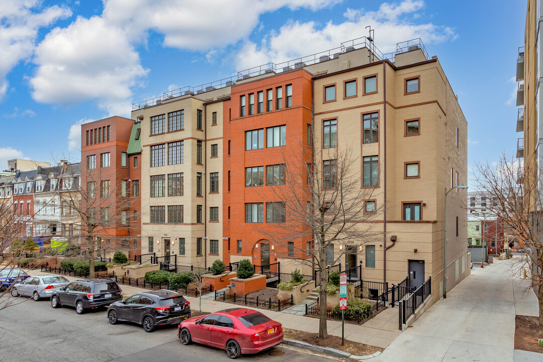 Cityscape on Belmont in Washington, DC - Building Photo