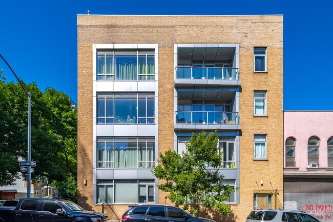 Concord in Brooklyn, NY - Building Photo - Building Photo
