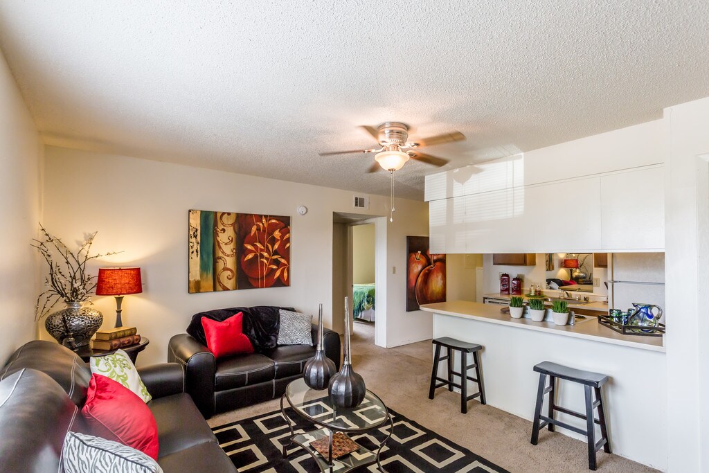 Meadow Lake Apartments in Searcy, AR