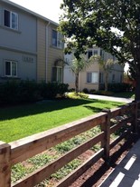 1839 Latham St in Mountain View, CA - Foto de edificio - Building Photo