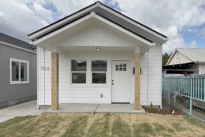 1914 W Buckeye Ave in Spokane, WA - Building Photo