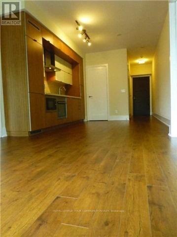 7-507 Lorraine Dr in Toronto, ON - Building Photo - Building Photo