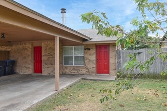 3917 Peperport Dr in Greenville, TX - Building Photo - Building Photo