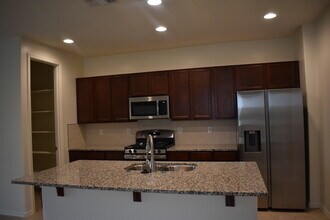 260 E Hawaii Dr in Casa Grande, AZ - Building Photo - Building Photo
