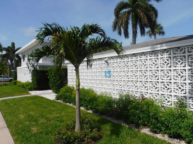 15 S Palmway in Lake Worth Beach, FL - Building Photo