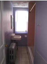 19 N 2nd St-Unit -2 in Darby, PA - Foto de edificio - Building Photo