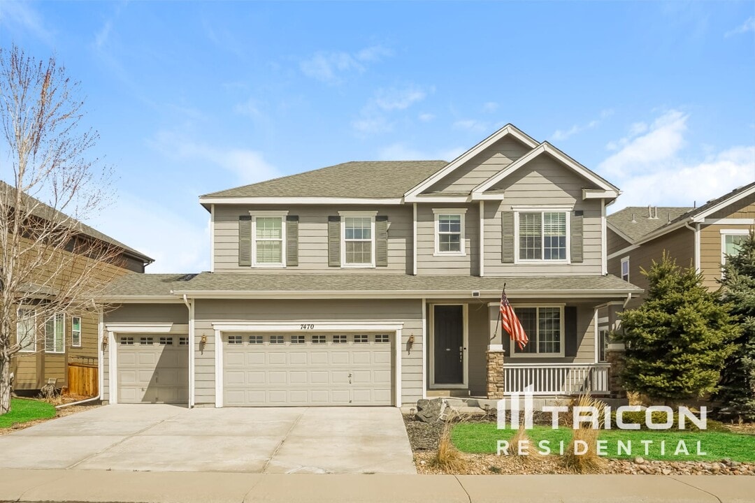 7470 Grady Cir in Castle Rock, CO - Building Photo