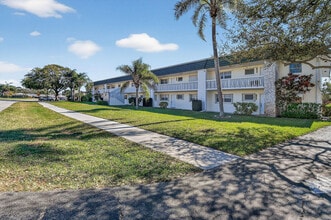 3150 Meridian Way S in Palm Beach Gardens, FL - Building Photo - Building Photo