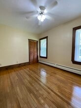 117 Towtaid St in Leicester, MA - Building Photo - Building Photo