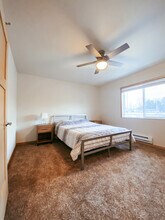 3950 Sunnyside Dr W, Unit 116 in La crosse, WI - Building Photo - Building Photo