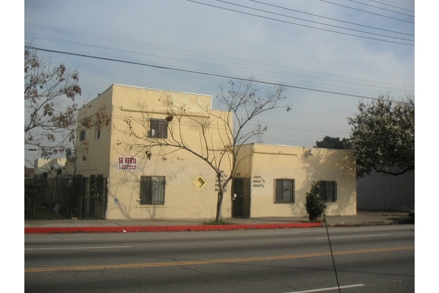 10606-10608 Avalon Blvd in Los Angeles, CA - Foto de edificio - Building Photo