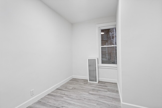 234 56th St in West New York, NJ - Building Photo - Building Photo