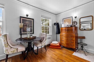 182 Pinewood Rd in Hartsdale, NY - Building Photo - Building Photo