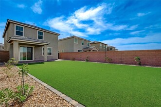 2986 Gallarate Dr in Henderson, NV - Foto de edificio - Building Photo