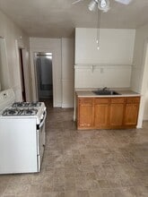 101 Ardmore St, Unit 101 in Springfield, MA - Foto de edificio - Building Photo