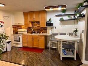 239 Morningside Ave in Cliffside Park, NJ - Building Photo - Building Photo