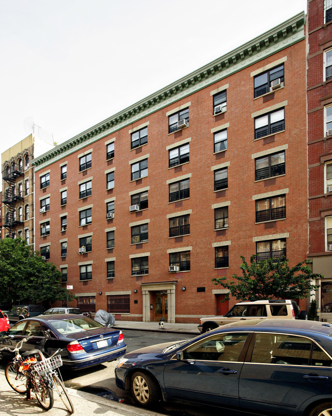 United Mutual Houses in New York, NY - Building Photo - Building Photo