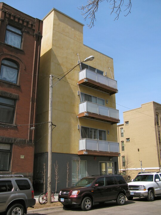 Roark Lofts in Minneapolis, MN - Building Photo