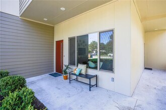 701 Zennia St in Austin, TX - Building Photo - Building Photo