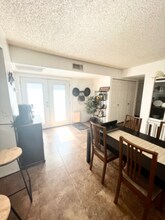 5840 W Winchcomb Dr in Glendale, AZ - Building Photo - Building Photo