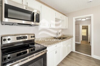 3810 E 53rd Terrace in Kansas City, MO - Building Photo - Building Photo