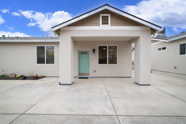 property at 2727 Rio Linda Blvd
