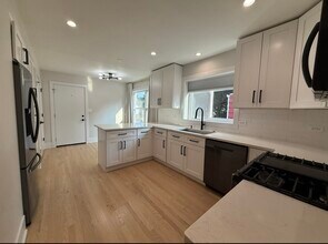 6327 N Spokane Ave in Chicago, IL - Building Photo - Building Photo