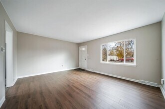 1081 N Elmira St in Aurora, CO - Building Photo - Building Photo