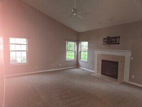 44 Village Green Dr in Westerville, OH - Building Photo - Building Photo