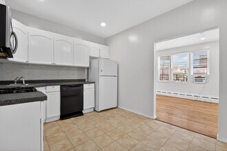 497 Avenue A in Bayonne, NJ - Building Photo - Building Photo