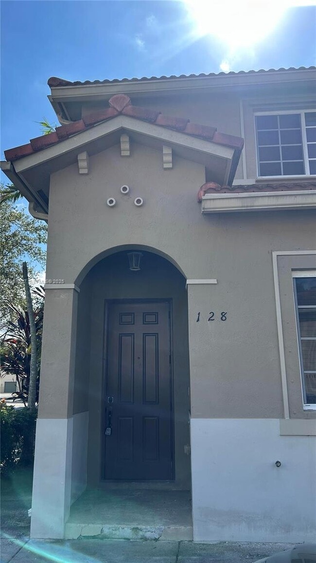 21207 NW 14th Pl in Miami, FL - Building Photo - Building Photo