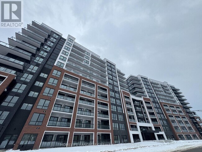 51 Clarington Blvd in Bowmanville, ON - Building Photo - Building Photo