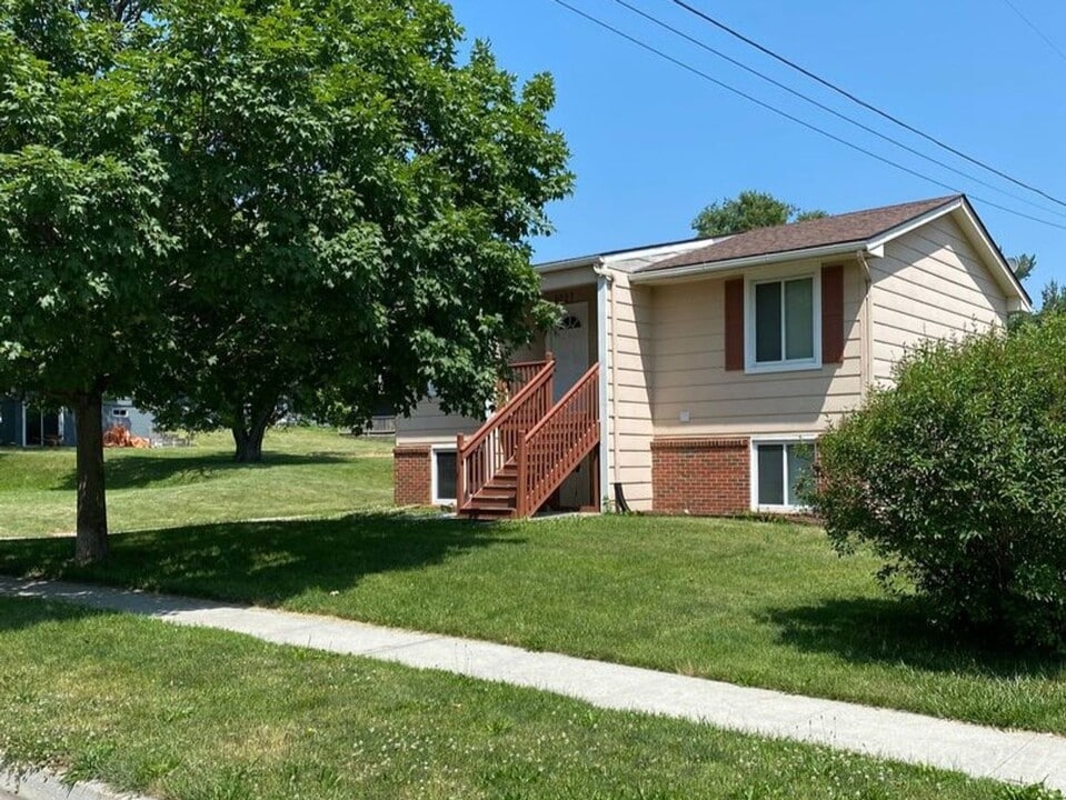 4025 Aplin Rd-Unit -4025 Aplin Rd in Ames, IA - Building Photo