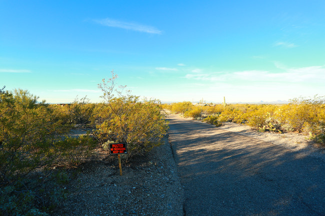 3700 S Old Spanish Trl in Tucson, AZ - Building Photo - Building Photo