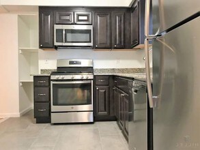 530 Beacon St, Unit 1 in Boston, MA - Building Photo - Building Photo