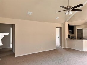 422 Greenhaven Dr in Seagoville, TX - Building Photo - Building Photo