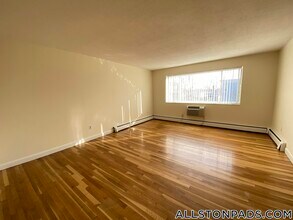 90 Gardner St in Boston, MA - Building Photo - Building Photo