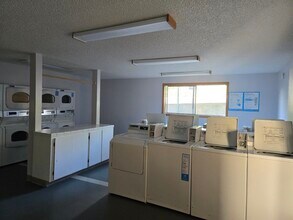 Parkview Apartments in Cheney, WA - Foto de edificio - Building Photo