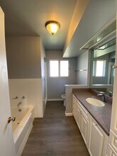 1530 Eastmont Ave in East Wenatchee, WA - Building Photo - Building Photo