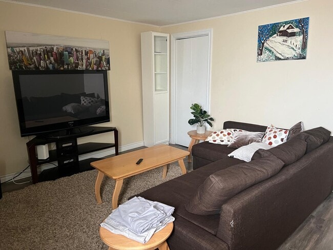 53 Dollard-Des Ormeaux Rue in Gatineau, QC - Building Photo - Building Photo