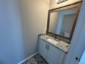 115 Georgetown Square N in Royal Oak, MI - Building Photo - Building Photo