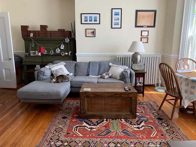 5 Day St, Unit 2 in Cambridge, MA - Building Photo - Building Photo